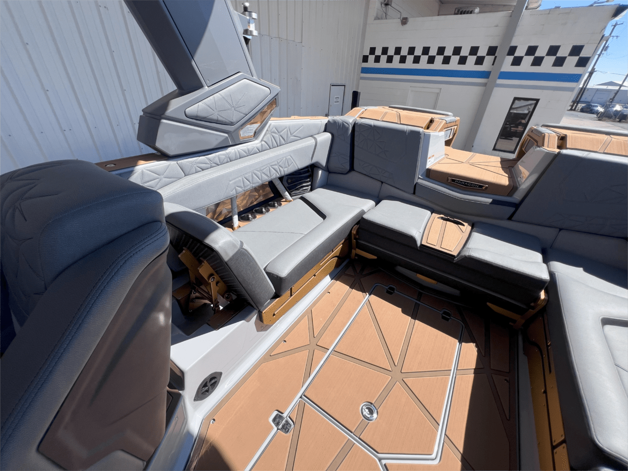 2025 Nautique Paragon G23