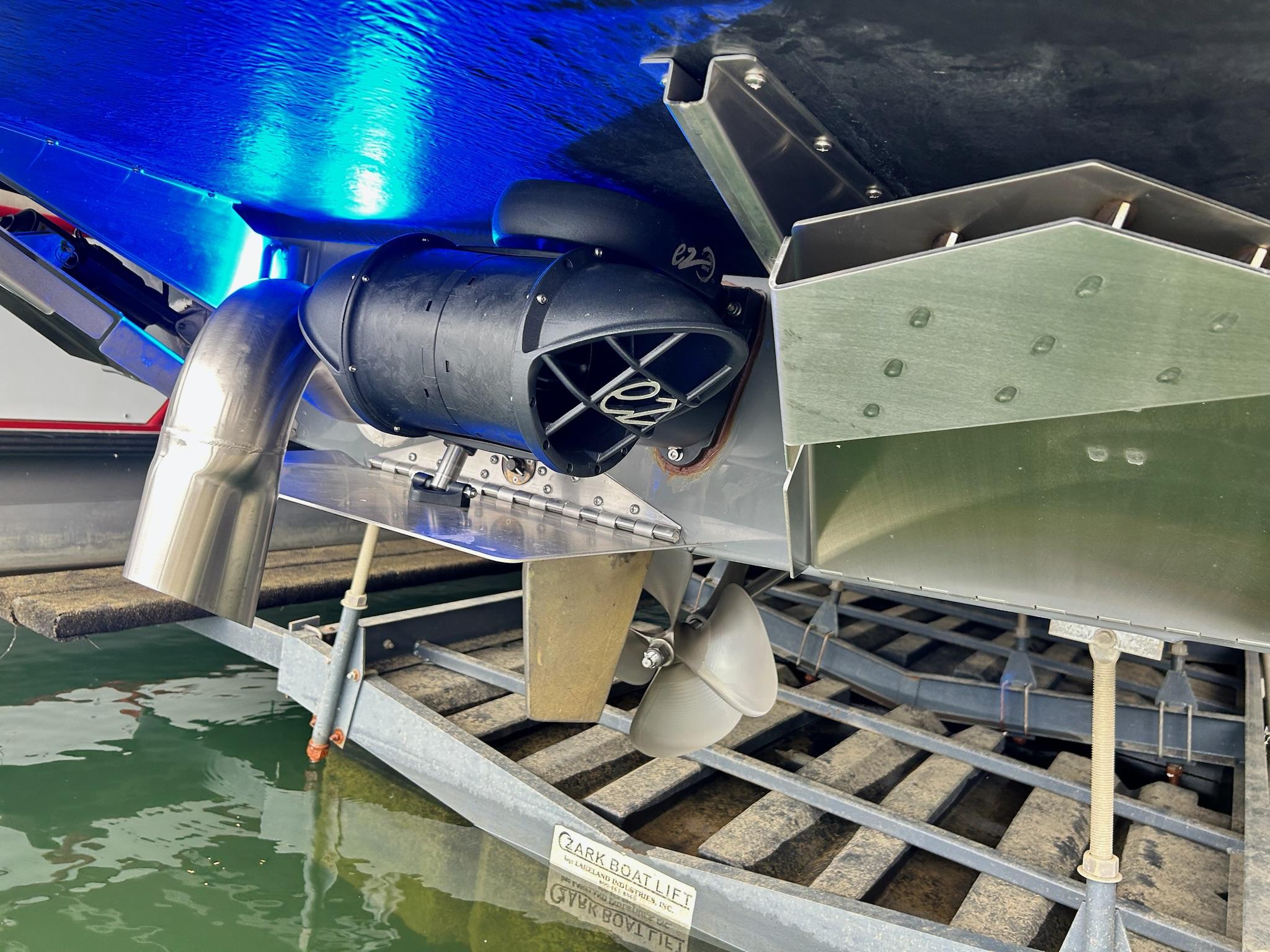 2021 ATX 24 Type S Upgraded With Thrusters