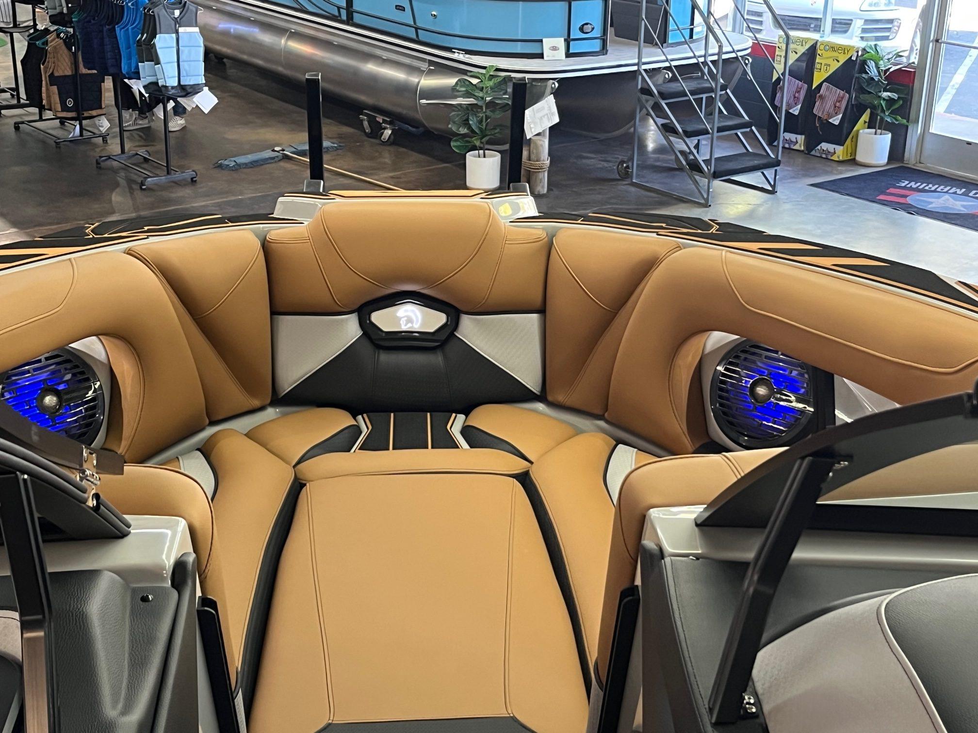 2023 Centurion RI245