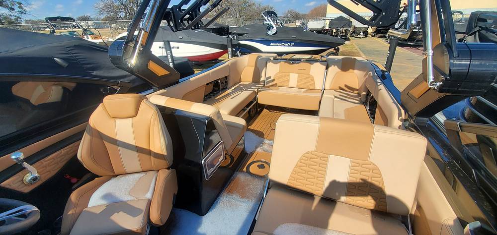 2022 Mastercraft X26