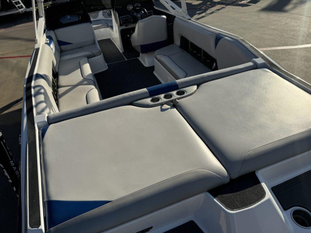 2014 Axis A24