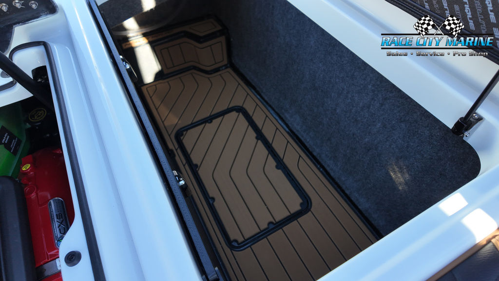 2025 Nautique S21