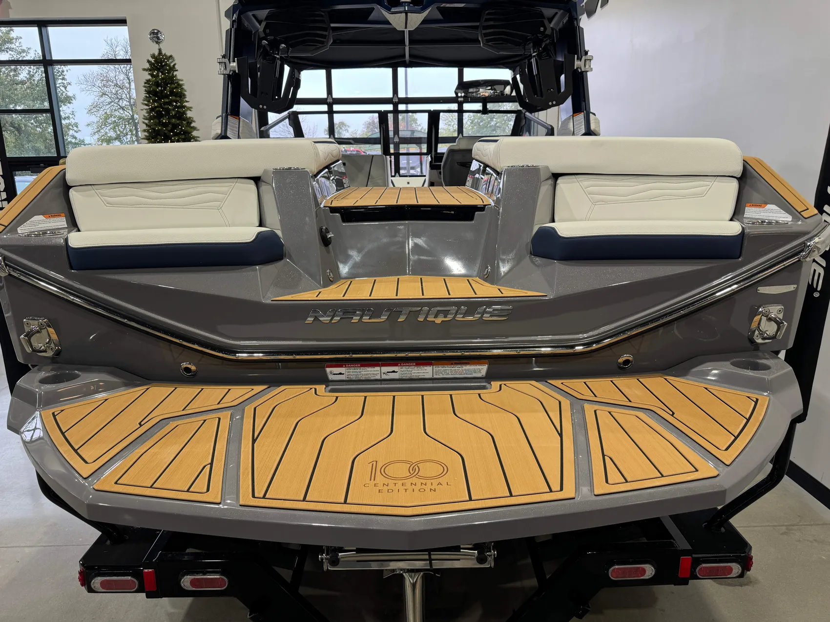 2025 Nautique G23q