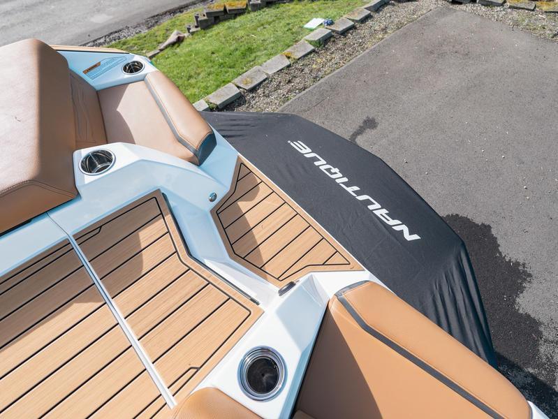 2025 Nautique G23