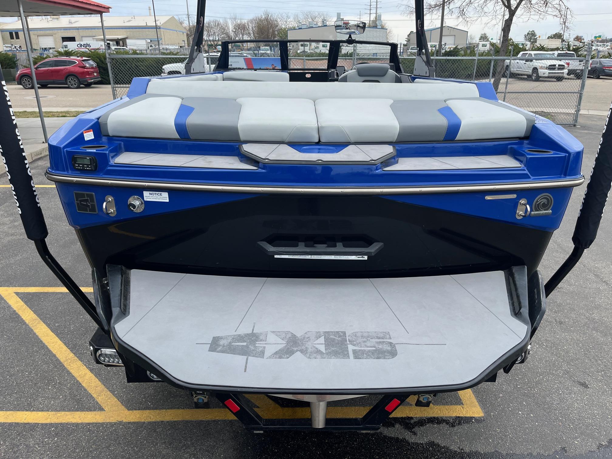 2023 Axis T220