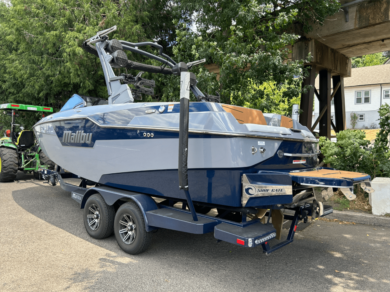 2024 Malibu M220 – Low Hours!