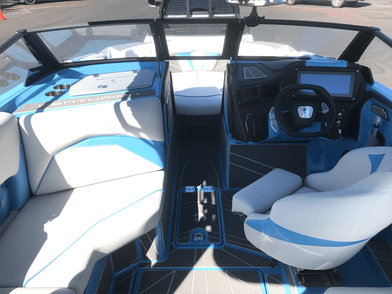 2024 CENTURION FE22 DEMO BOAT