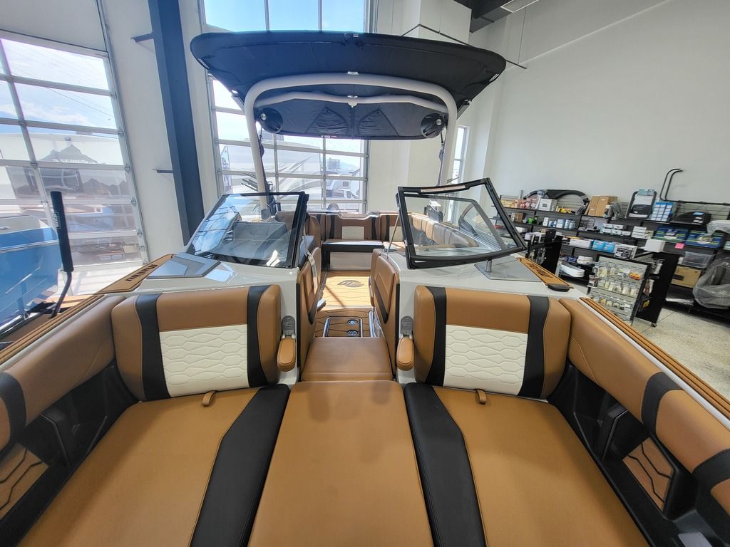2024 Malibu Boats 23 MXZ