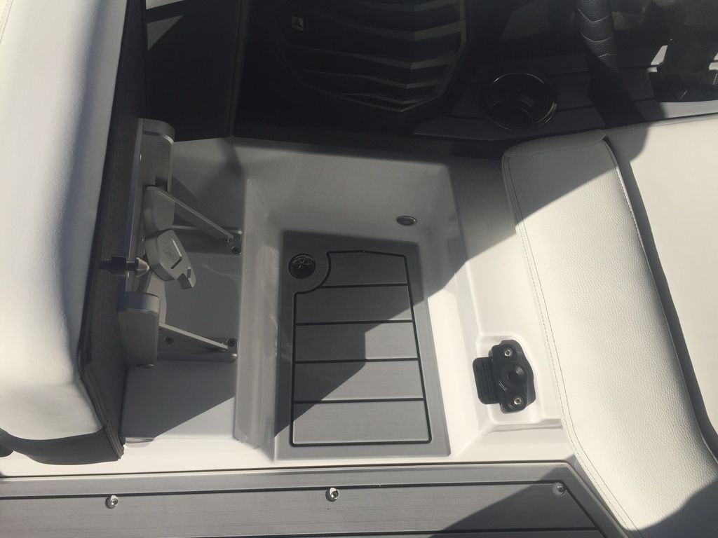 2025 Nautique Super Air Nautique G23