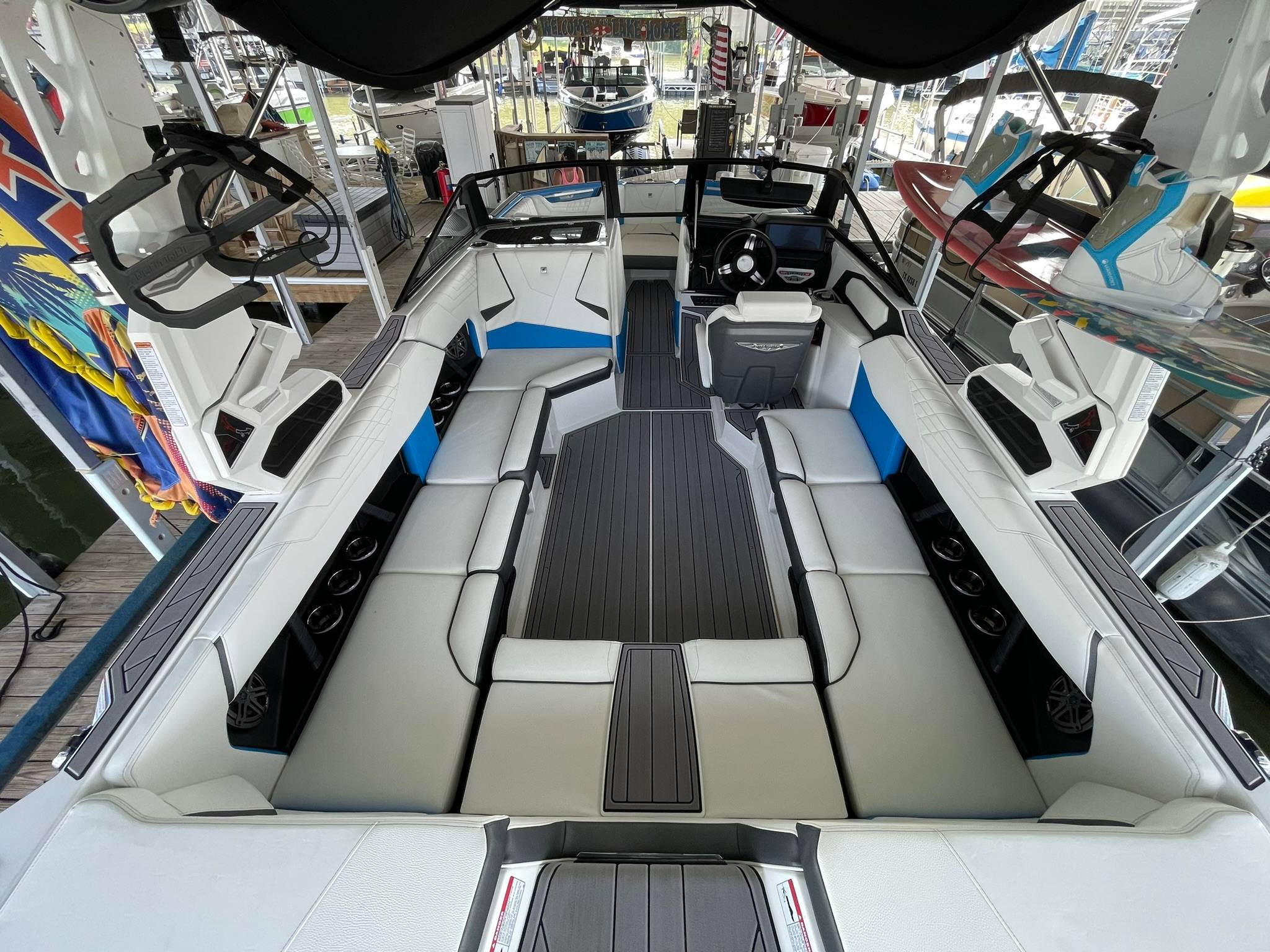 2023 Nautique Super Air Nautique S23