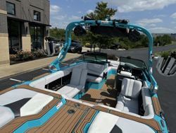 2017 Super Air Nautique GS22