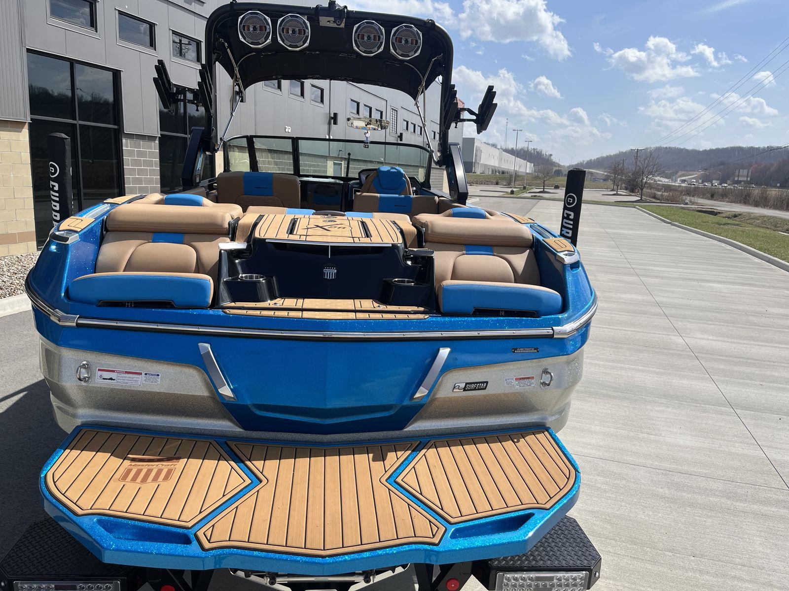 2022 MasterCraft X26