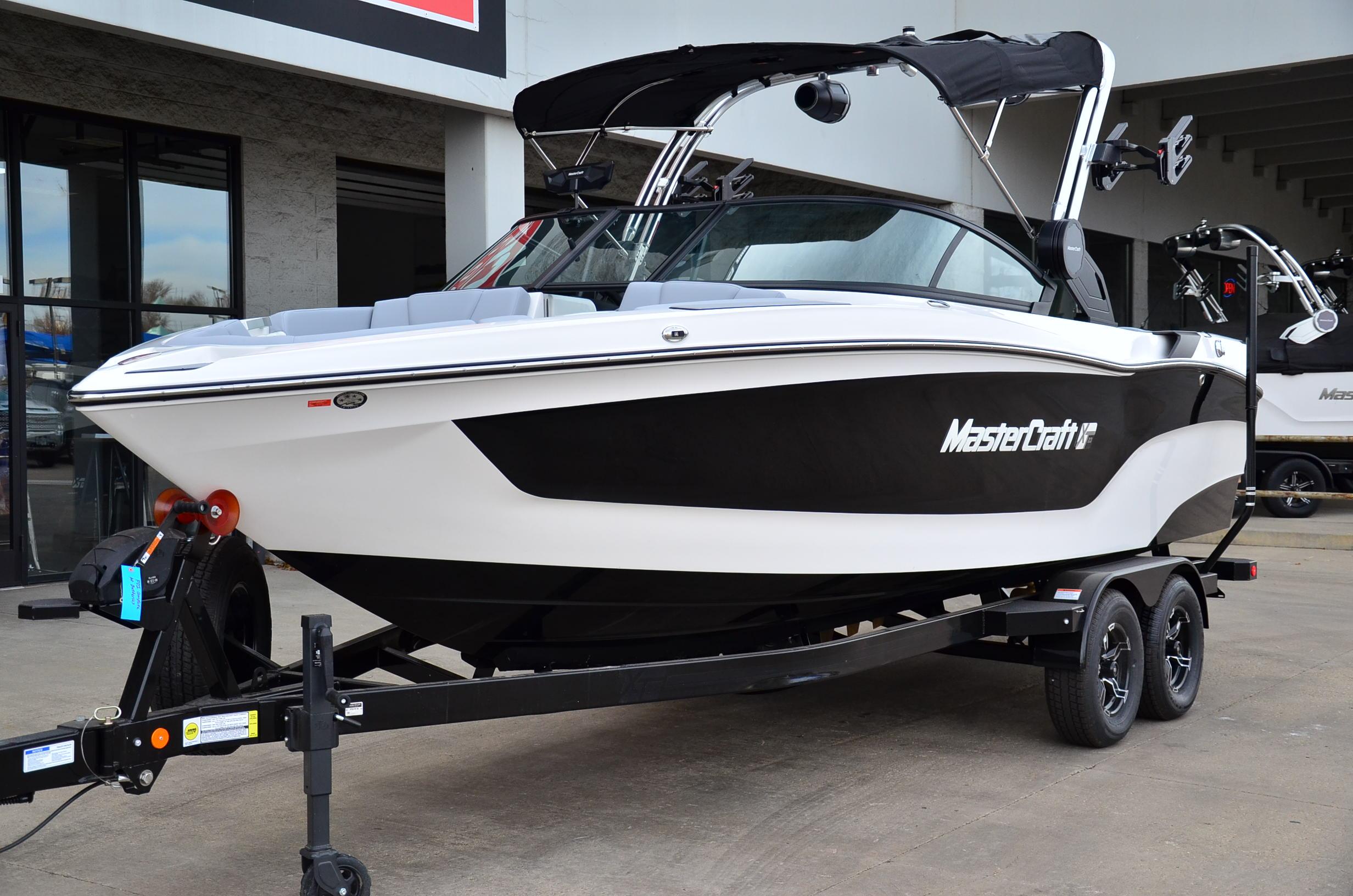 2024 MasterCraft XT23