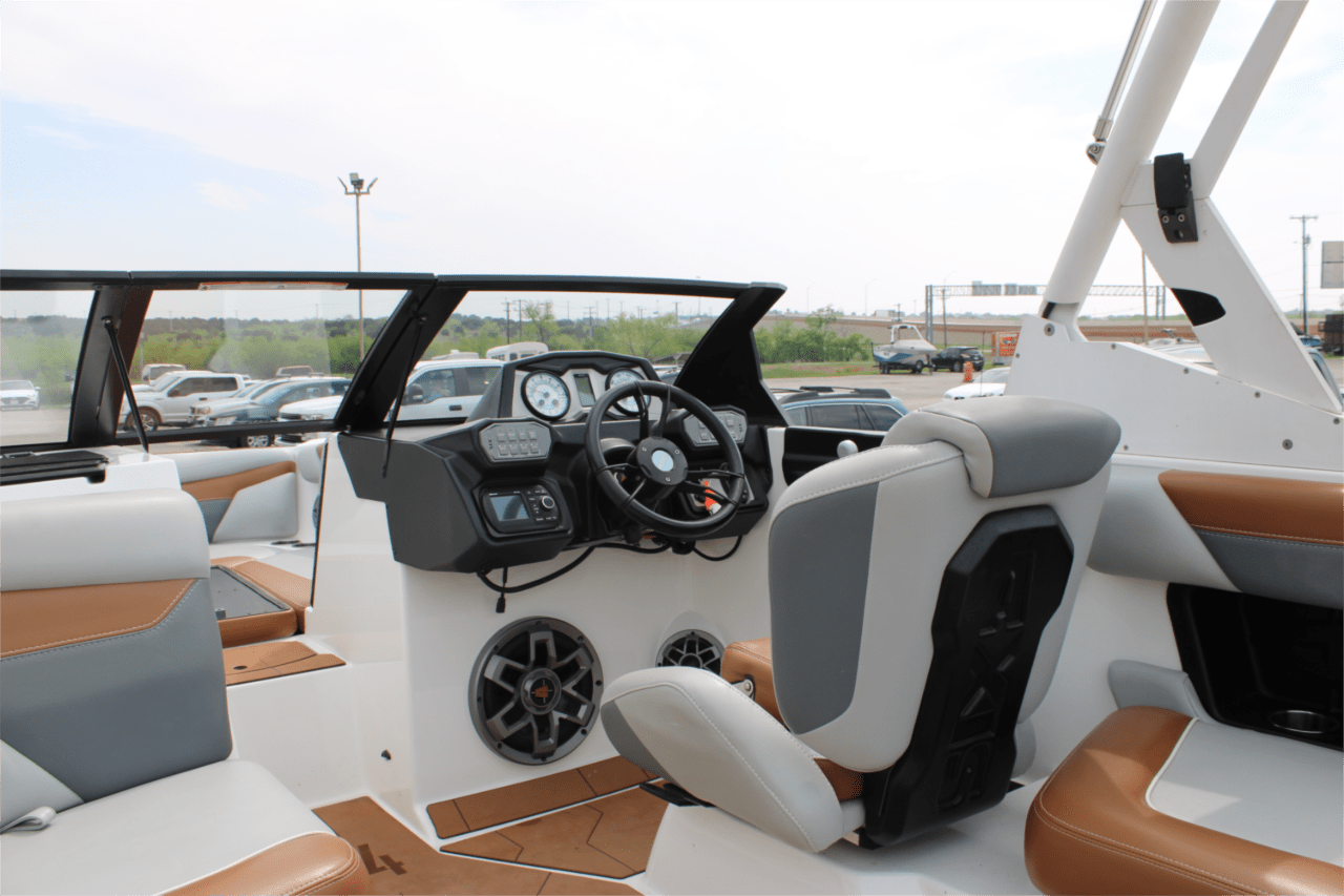 2021 Axis A24