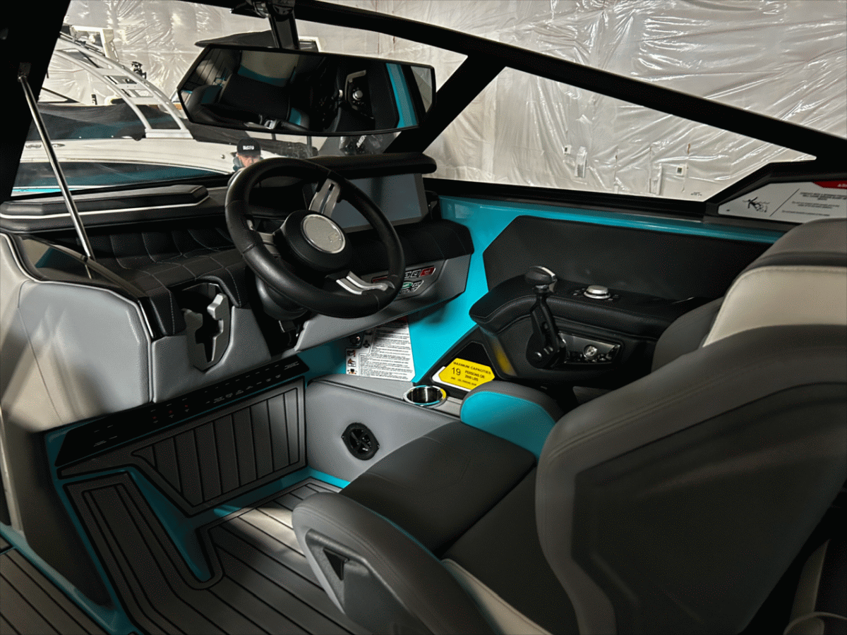 2024 Nautique G25