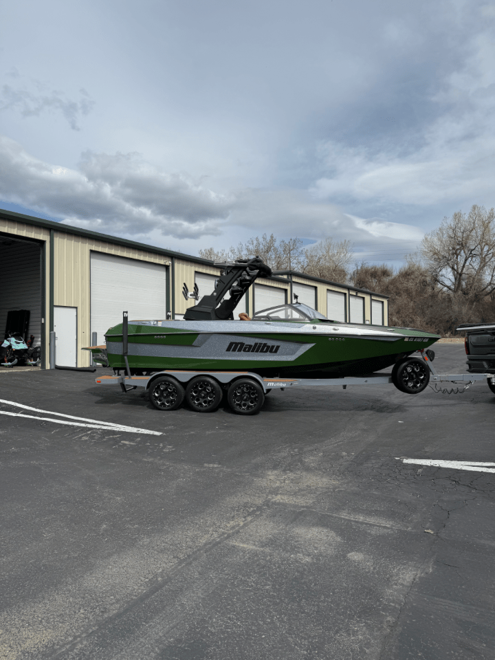 2021 Malibu 23 MXZ – Fully Loaded