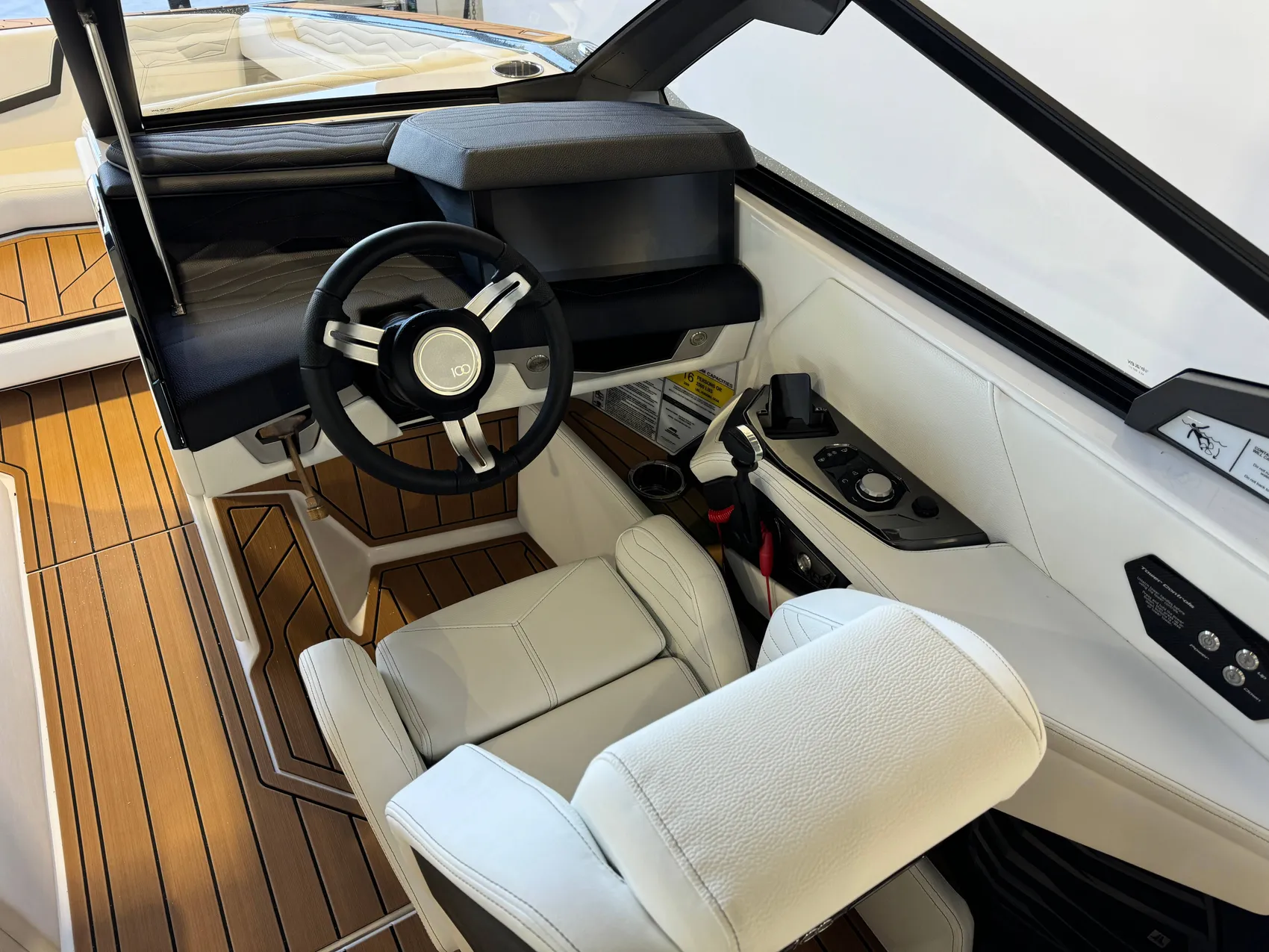 2025 Nautique G23