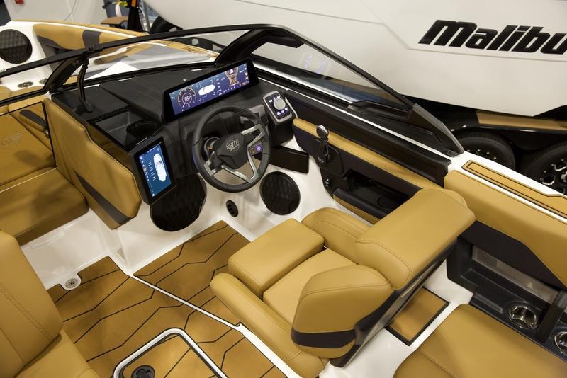 2025 Malibu 22 MXZ