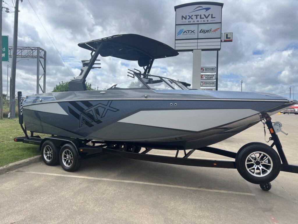 boat.Title