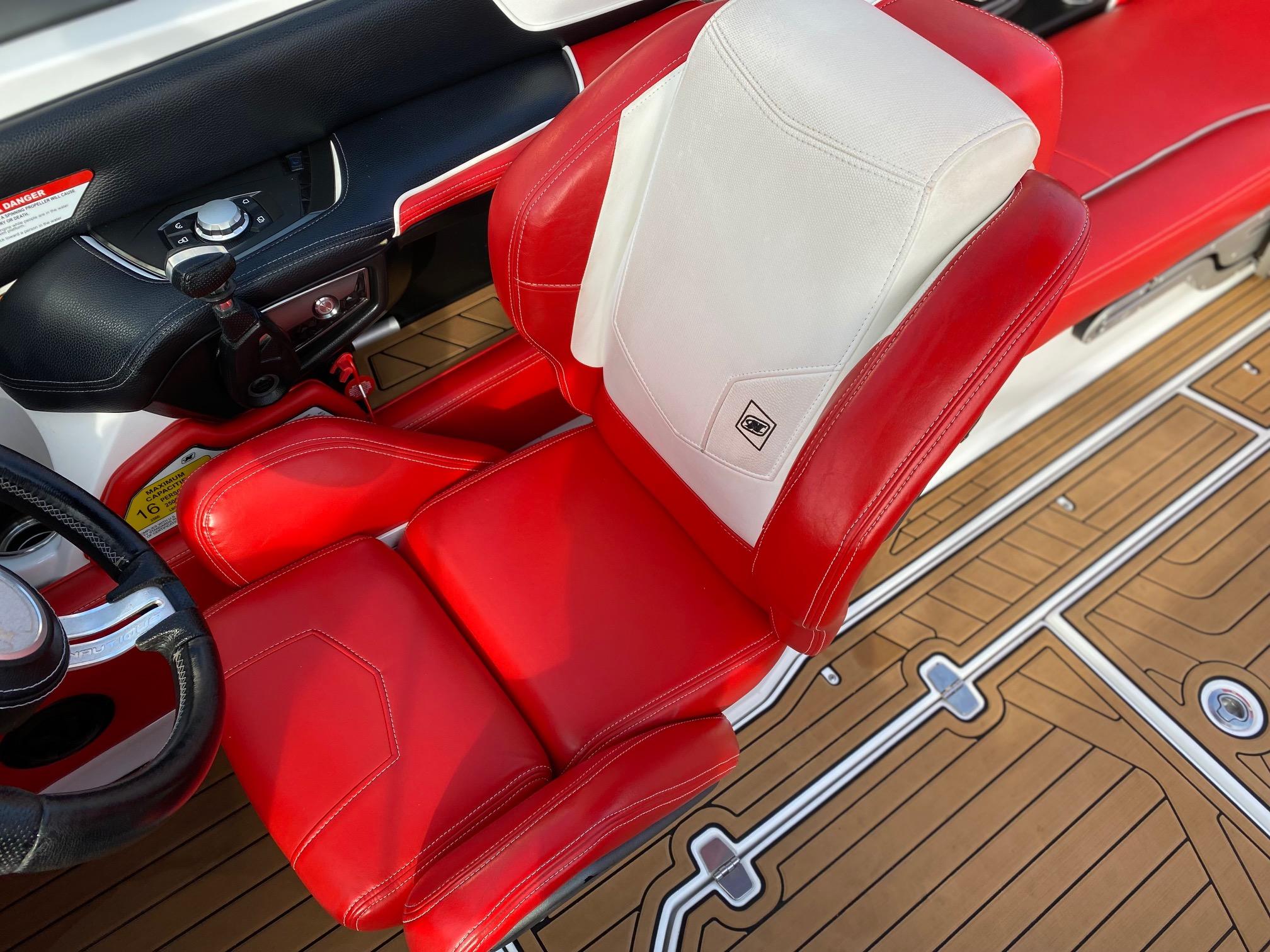 2018 Nautique G23
