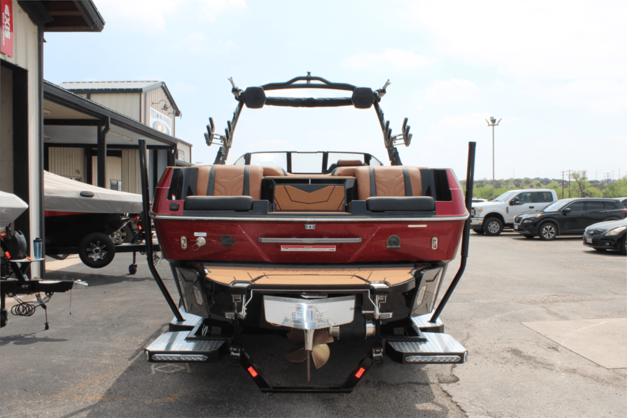 2025 Malibu 25 LSV