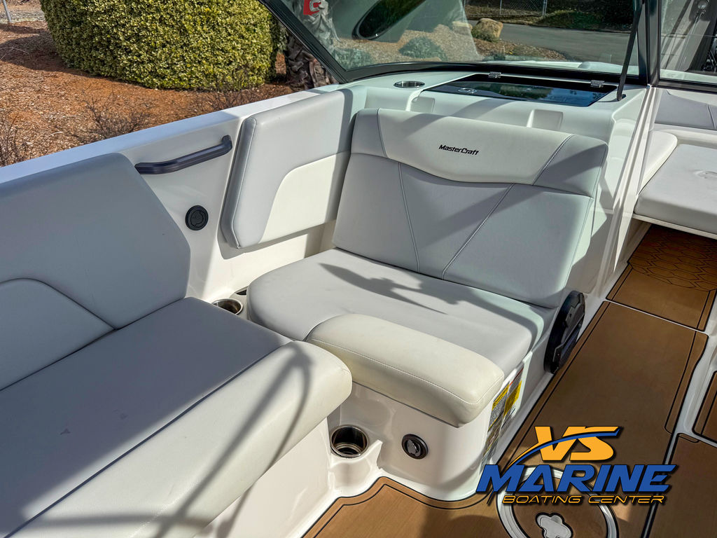 2021 MasterCraft NXT24