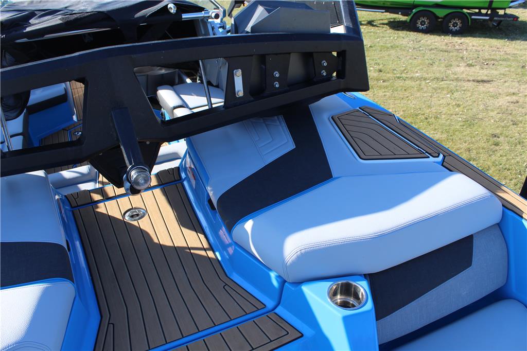 2023 Nautique G23