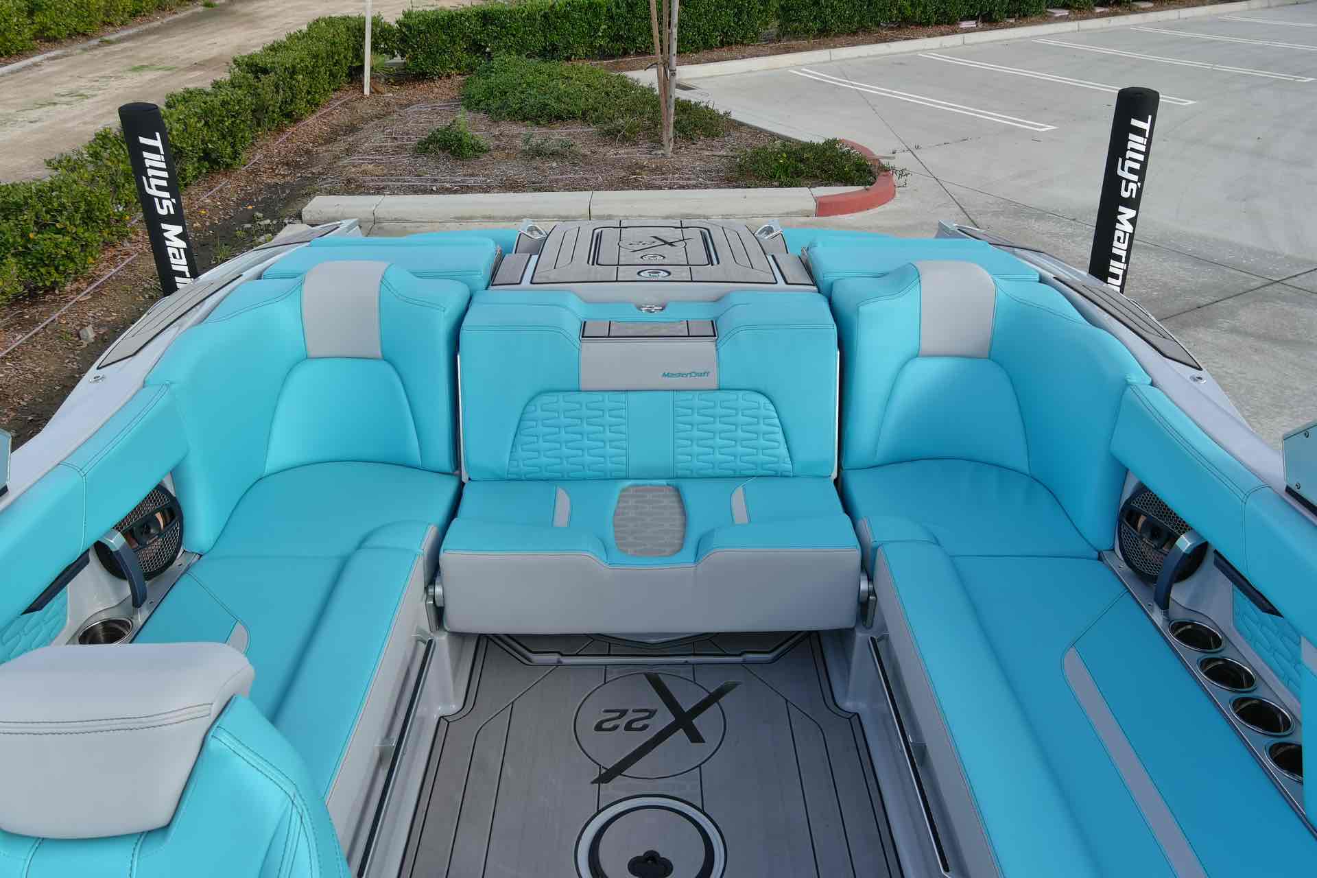 2023 MasterCraft X22