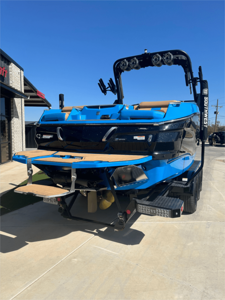 2023 MasterCraft X26