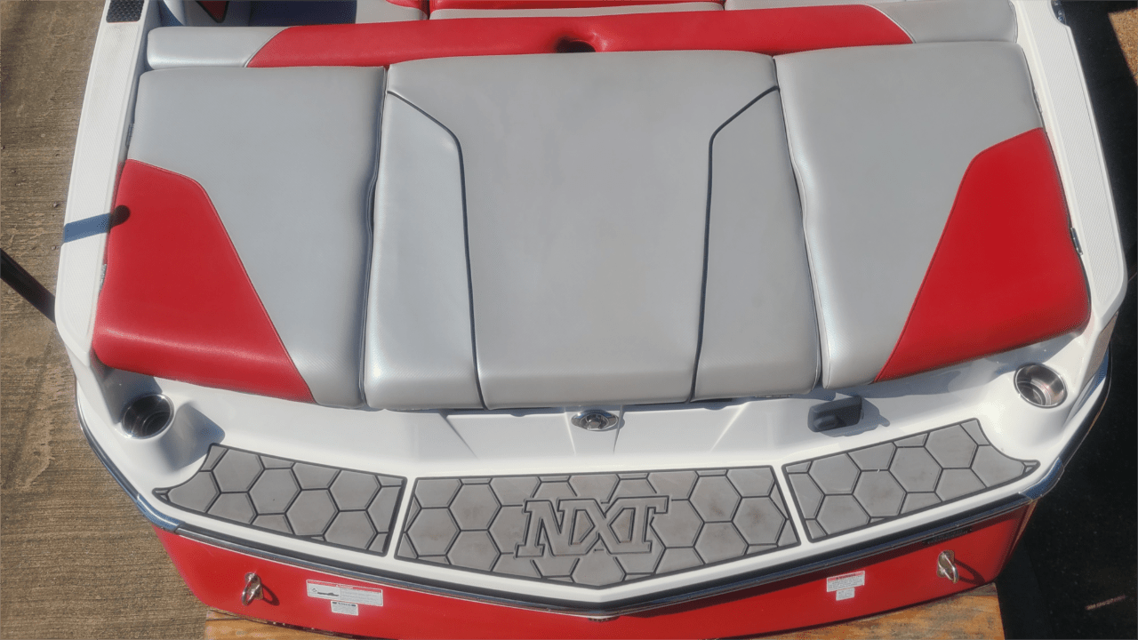 2016 MasterCraft NXT22
