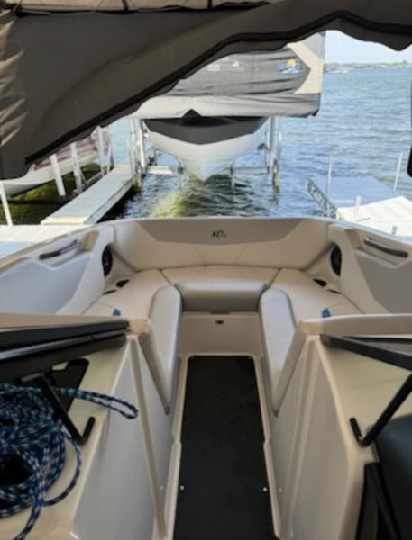 boat.Title