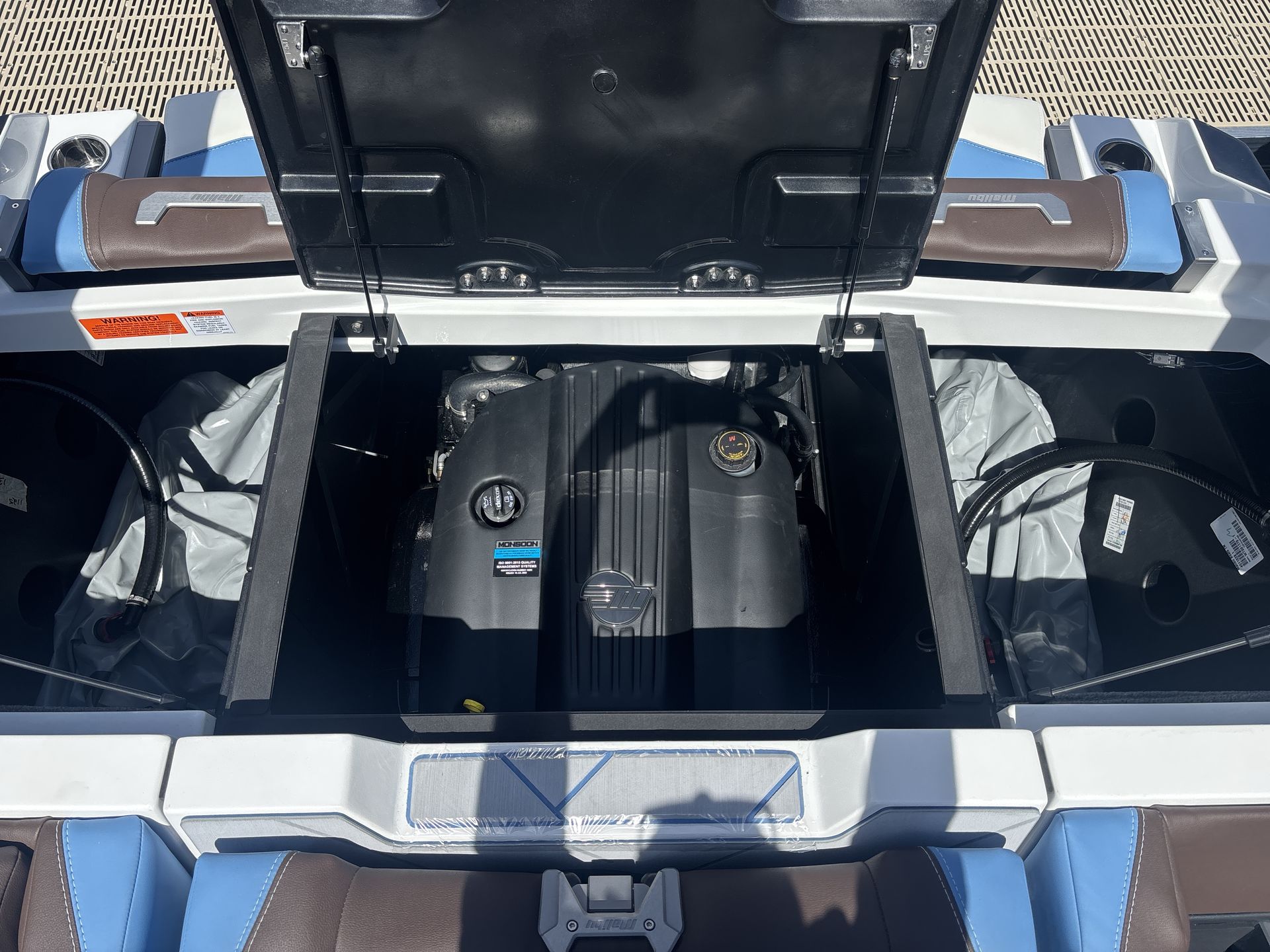 2024 Malibu 25LSV