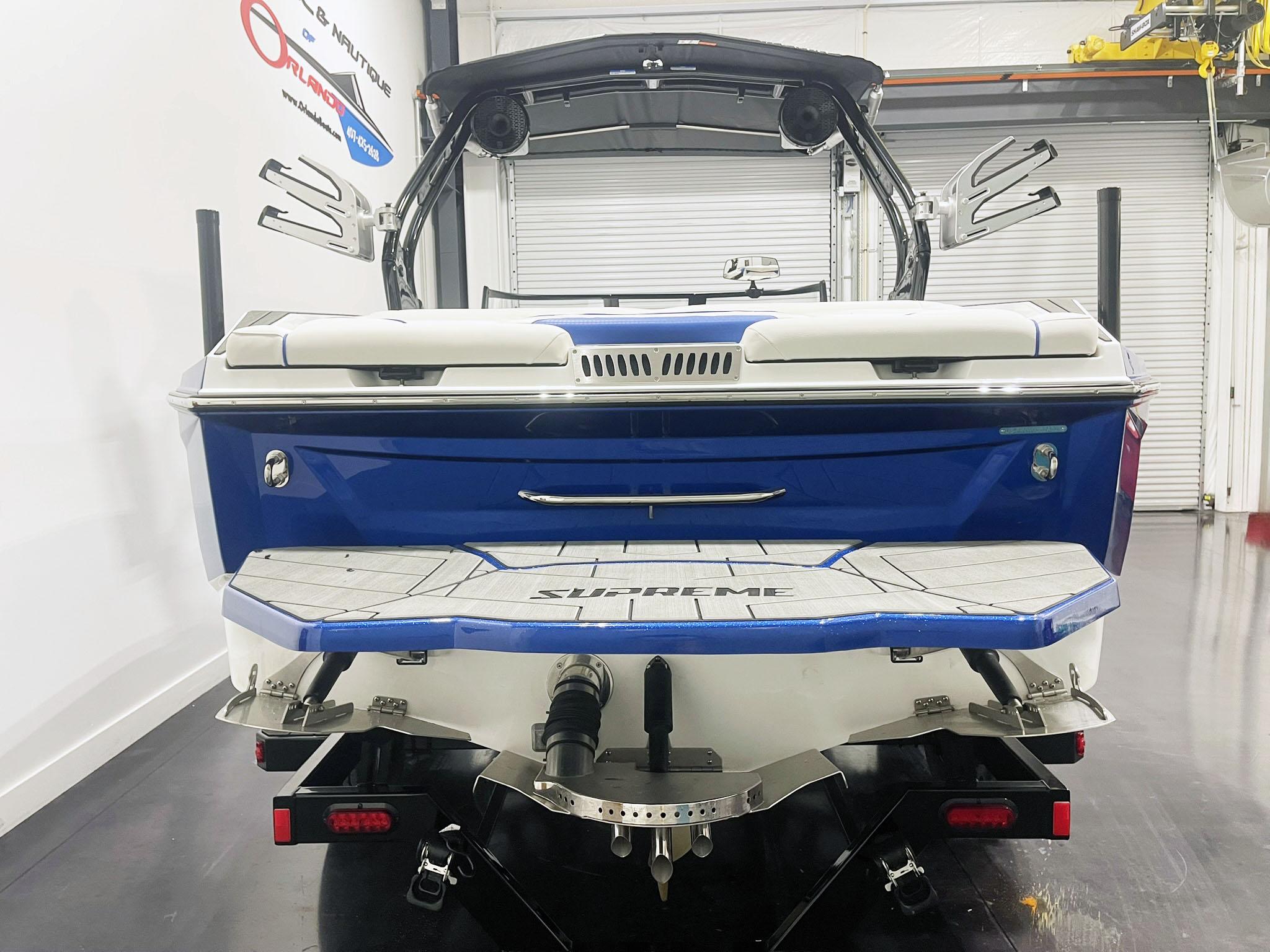 2025 Supreme S220