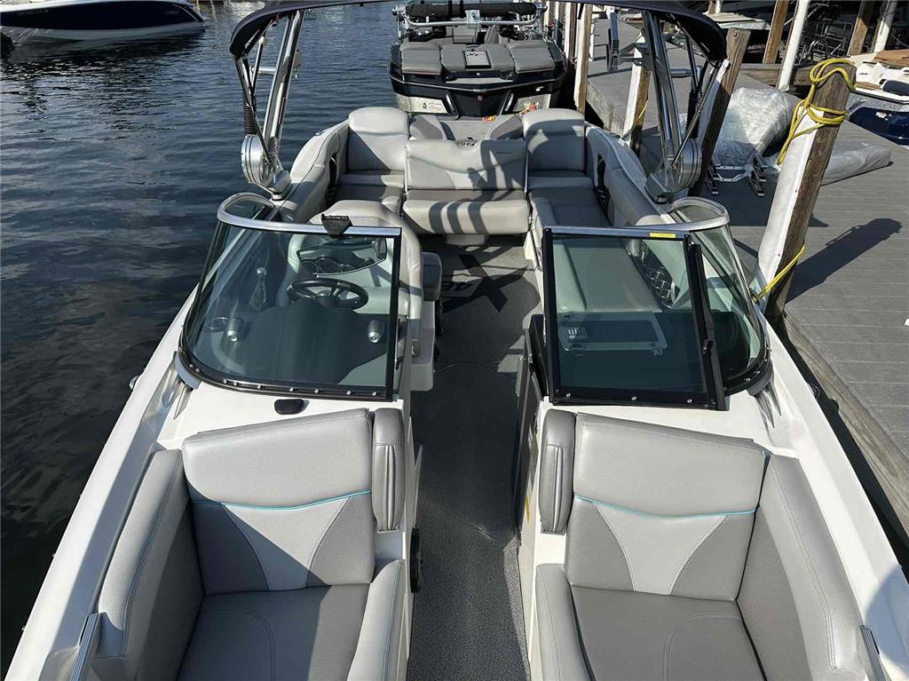 2017 MasterCraft X46