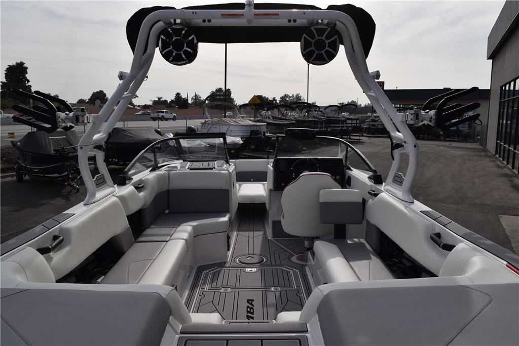 2024 MOOMBA TYKON