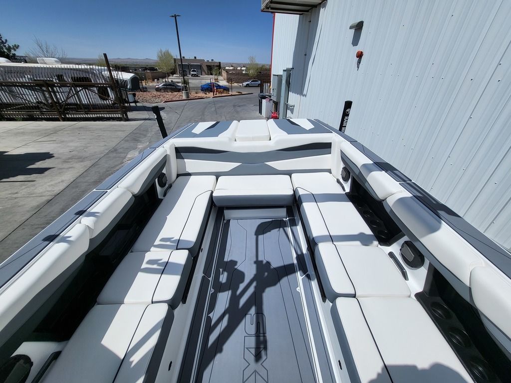 2025 Axis Wake Research A245