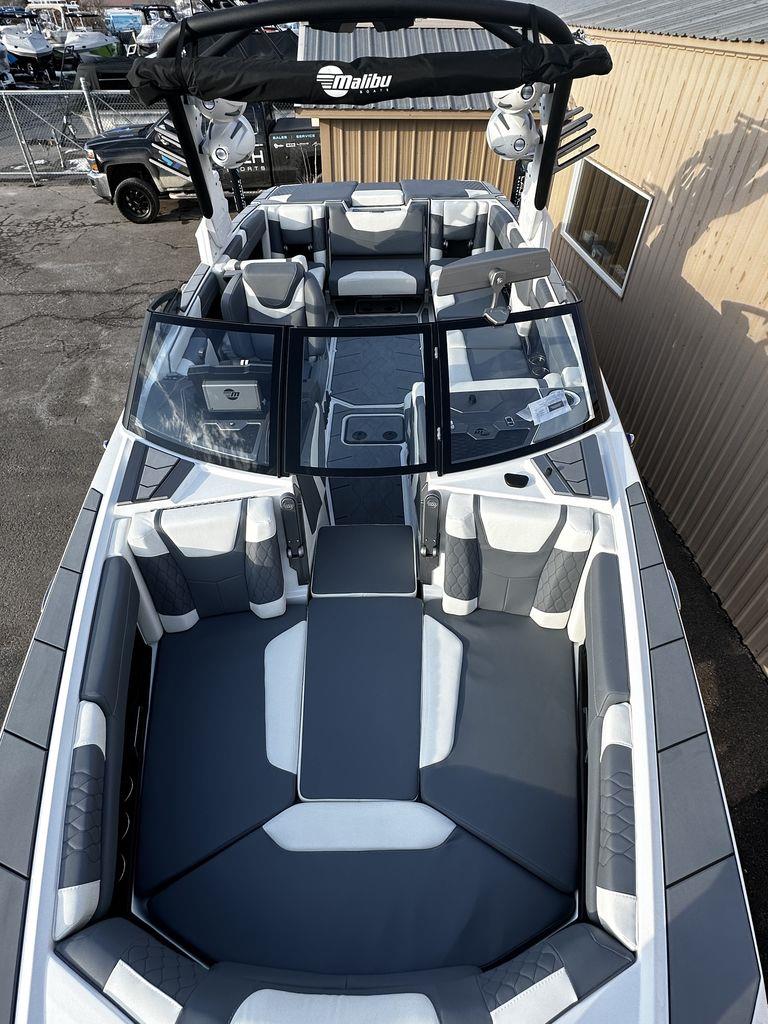 2023 Malibu Boats M240 (pending)