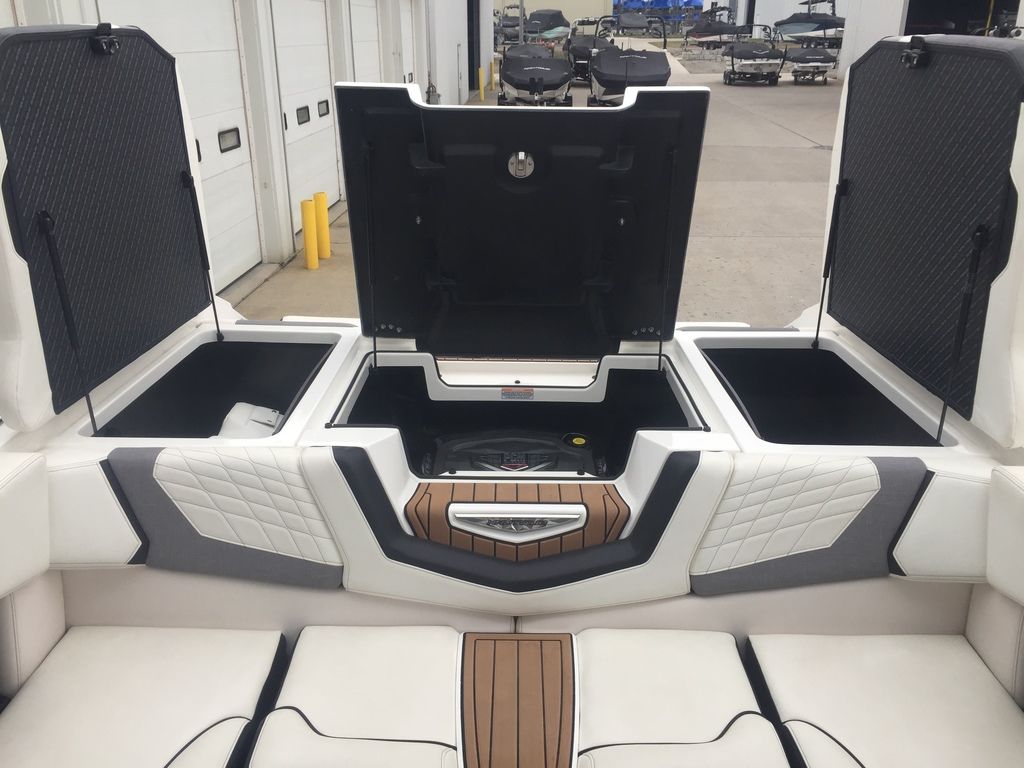 2021 Nautique Super Air Nautique G23