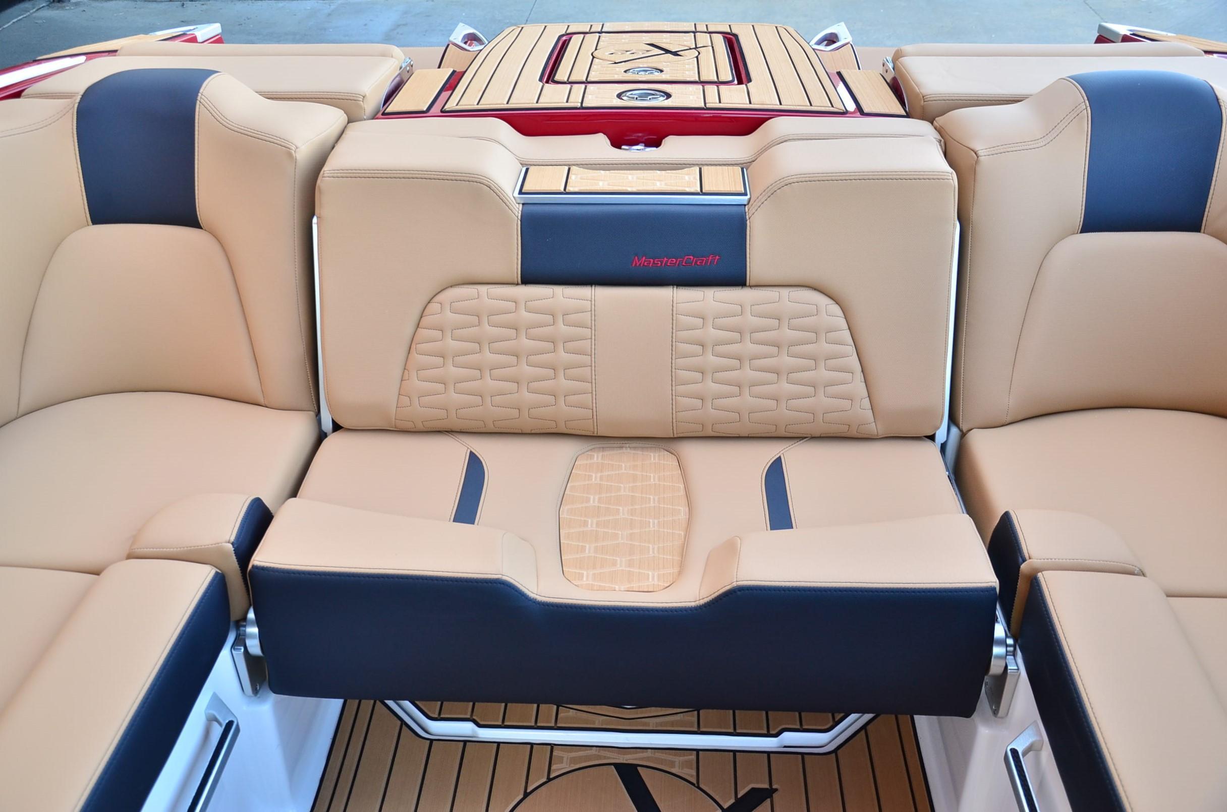 2024 MasterCraft X22 – Classic MasterCraft ProTour Red! 2024 Model Year End Clearance!