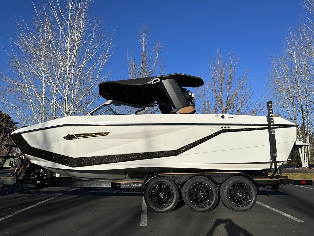 2025 Nautique Super Air Nautique G23