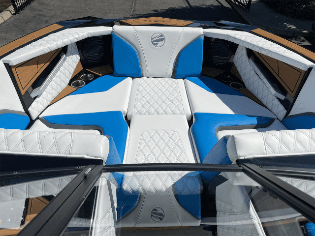 NEW 2024 TIGE 22 RZX w/ Thruster REBATES!