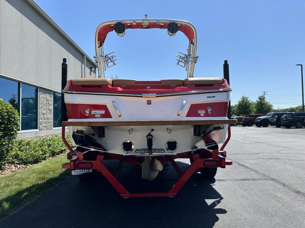 2019 MasterCraft XT21