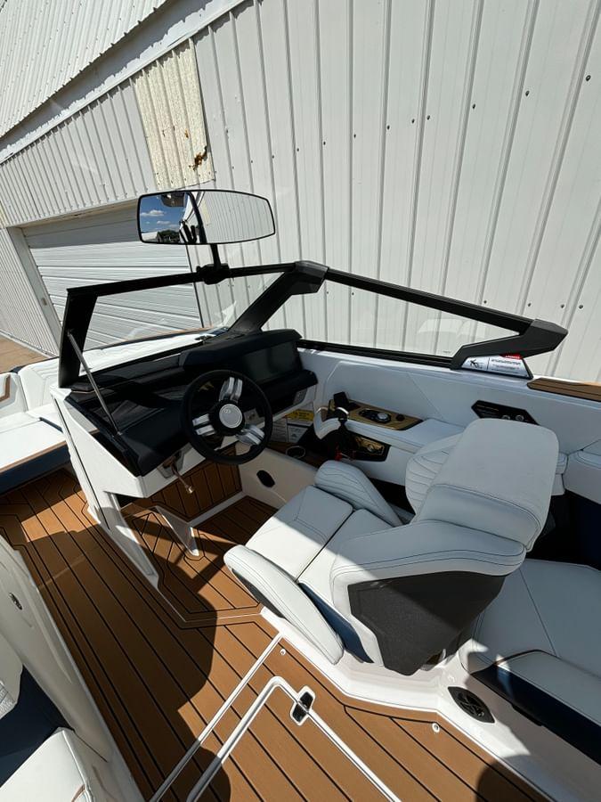2025 Super Air Nautique G23