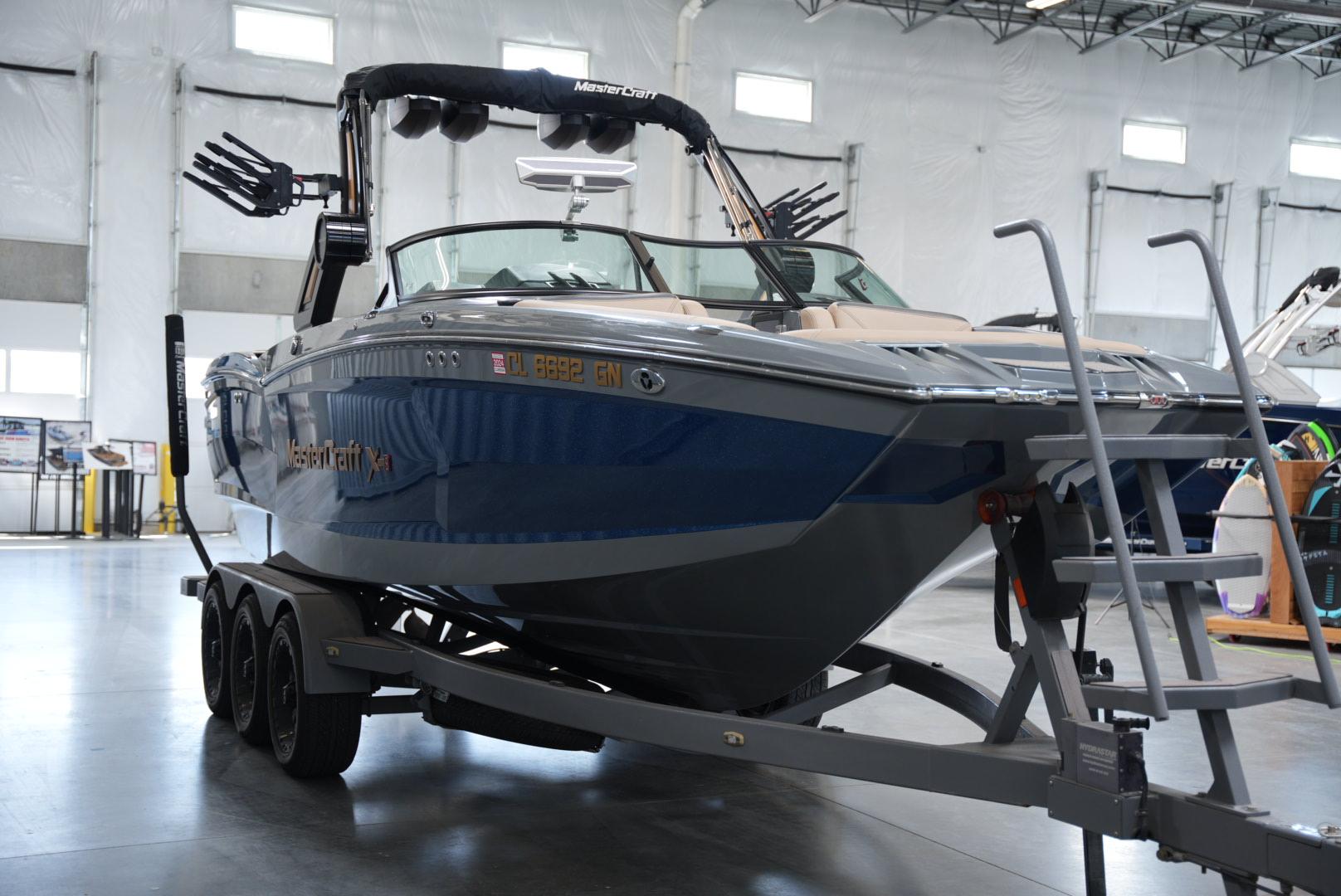 2023 MasterCraft XstarS 6.2L Supercharged &#8211; only 185 hours!