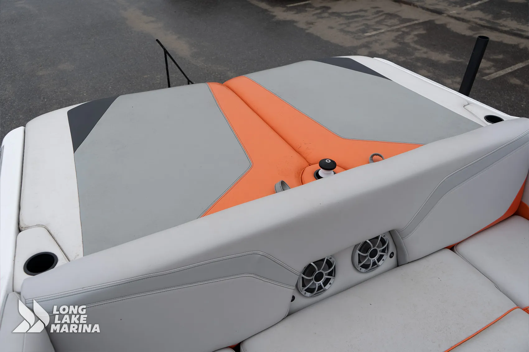 2016 Axis T23