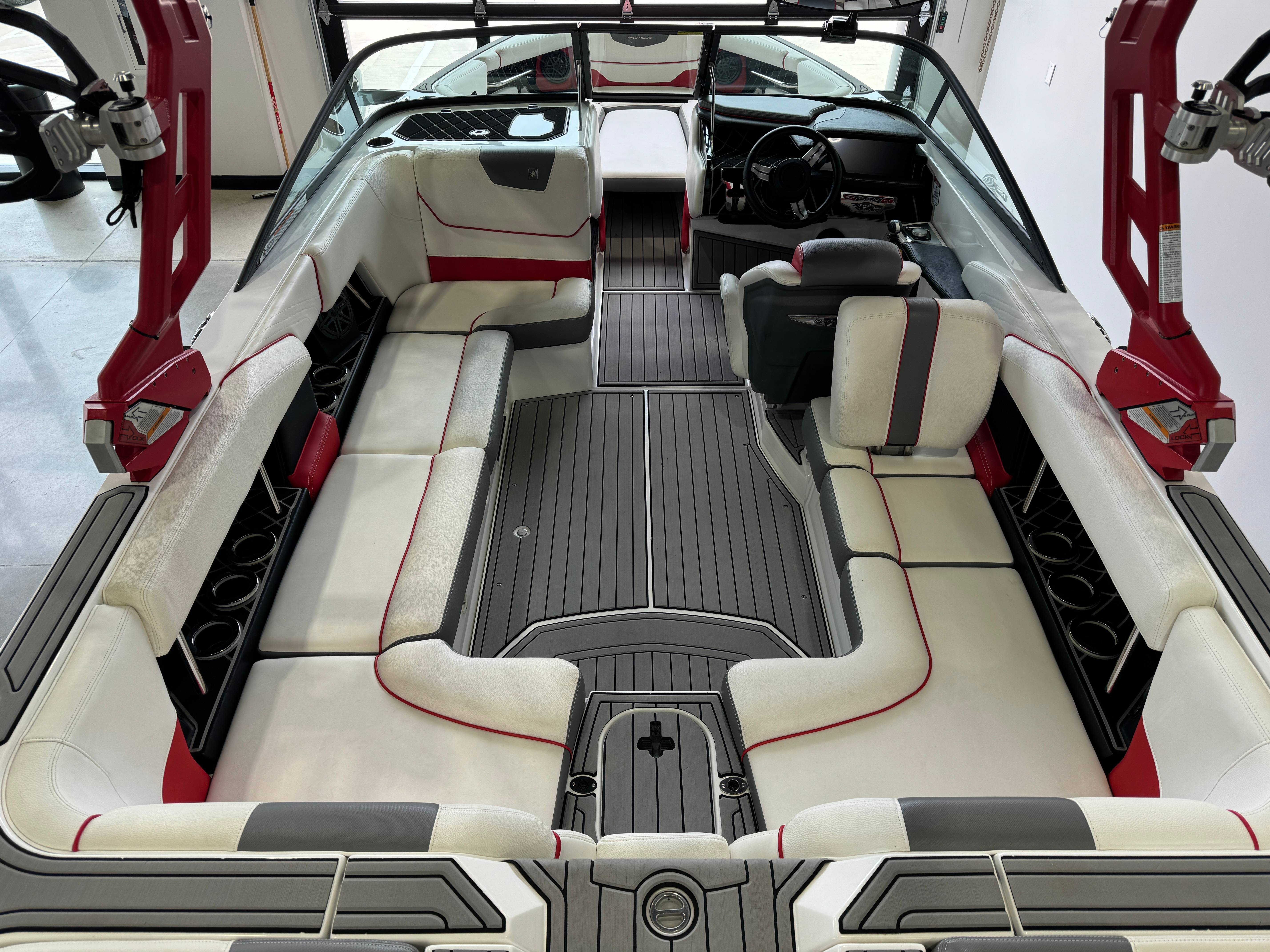 2018 Nautique Super Air Nautique GS22