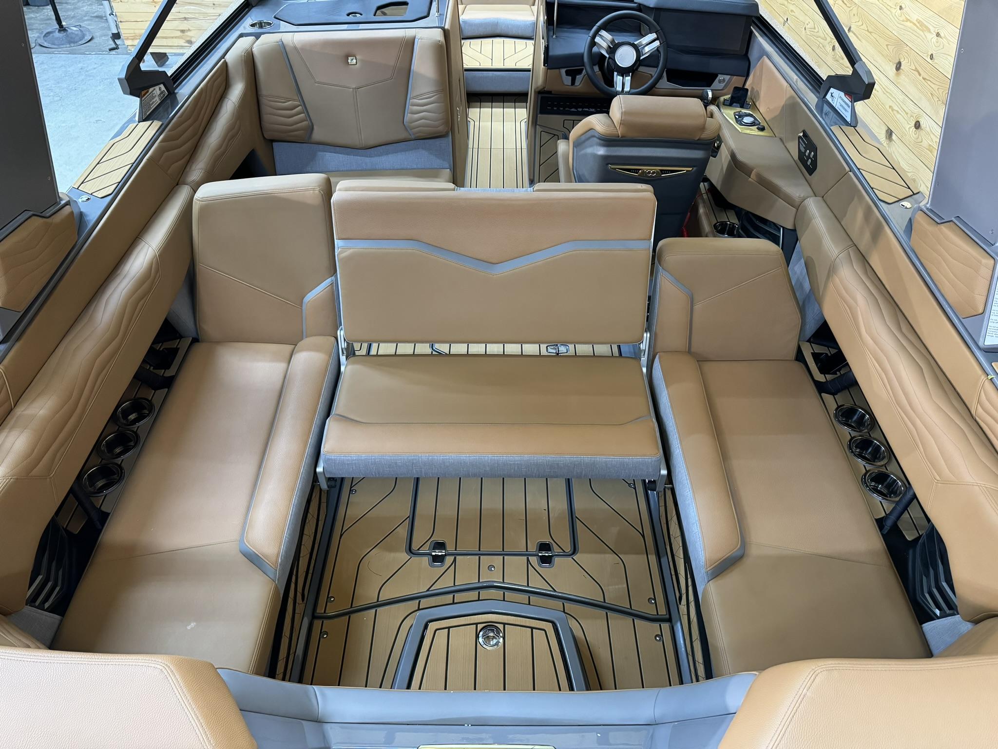 2025 Nautique G23 Icon