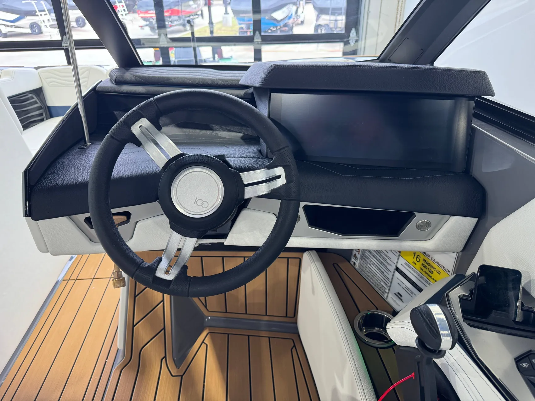 2025 Nautique G23q