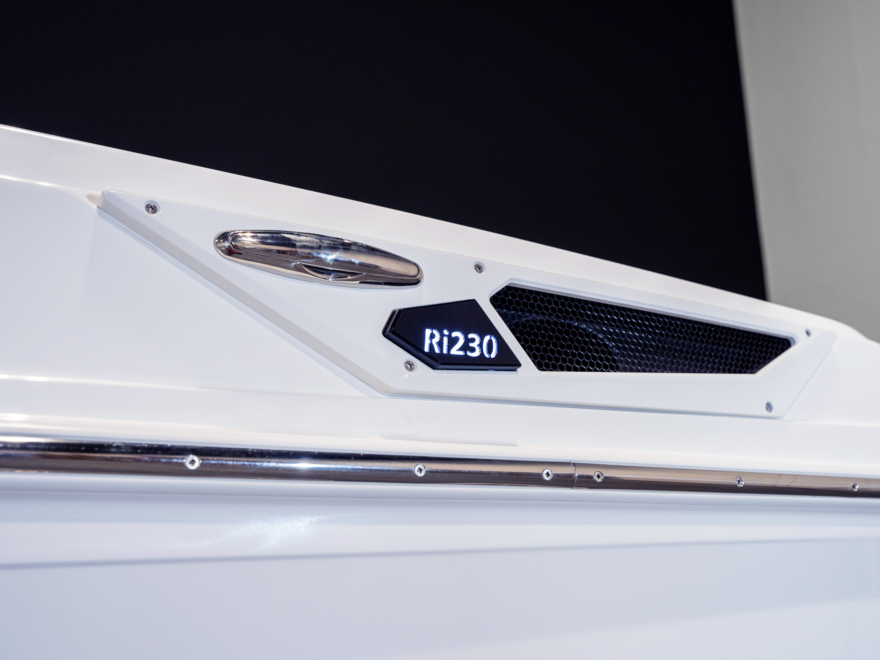 2025 Centurion Ri230 &#8211; All White / Castano