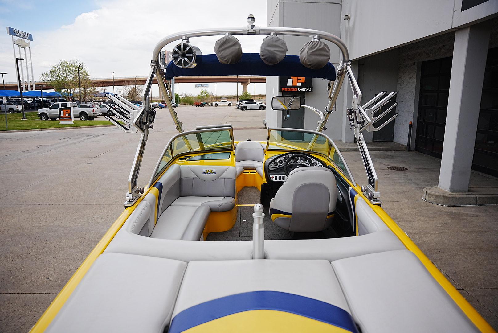 2007 MasterCraft X1 -NEW ENGINE, NEW WATER PUMP, NEW ALTERNATOR, NEW MANIFOLDS, NEW UPHOLSTERY!!!